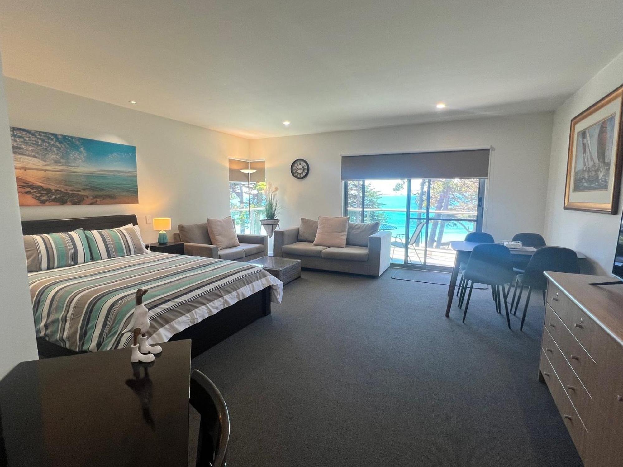 Phillip Island Holiday Apartments Cowes Zewnętrze zdjęcie
